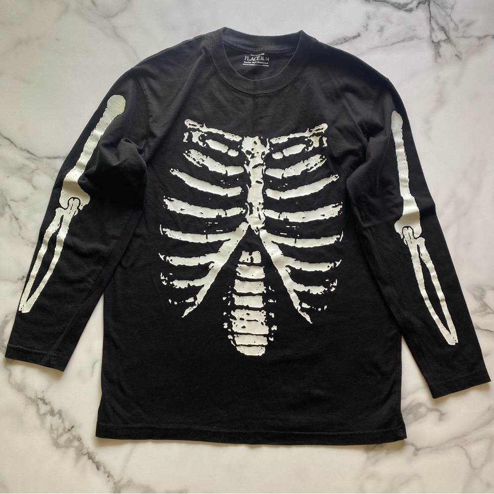 Skeleton tshirt